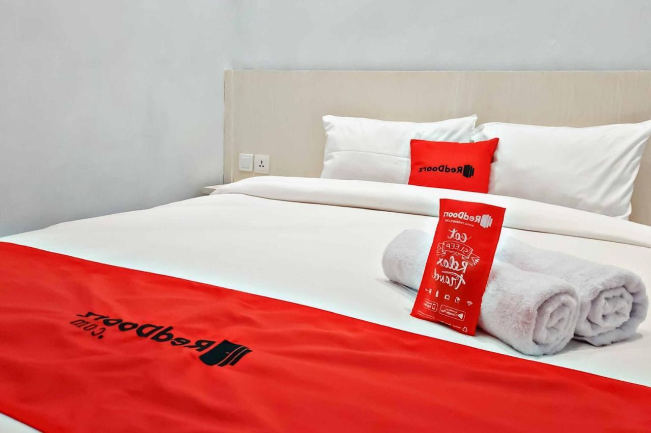 Reddoorz Cbd Polonia 2*