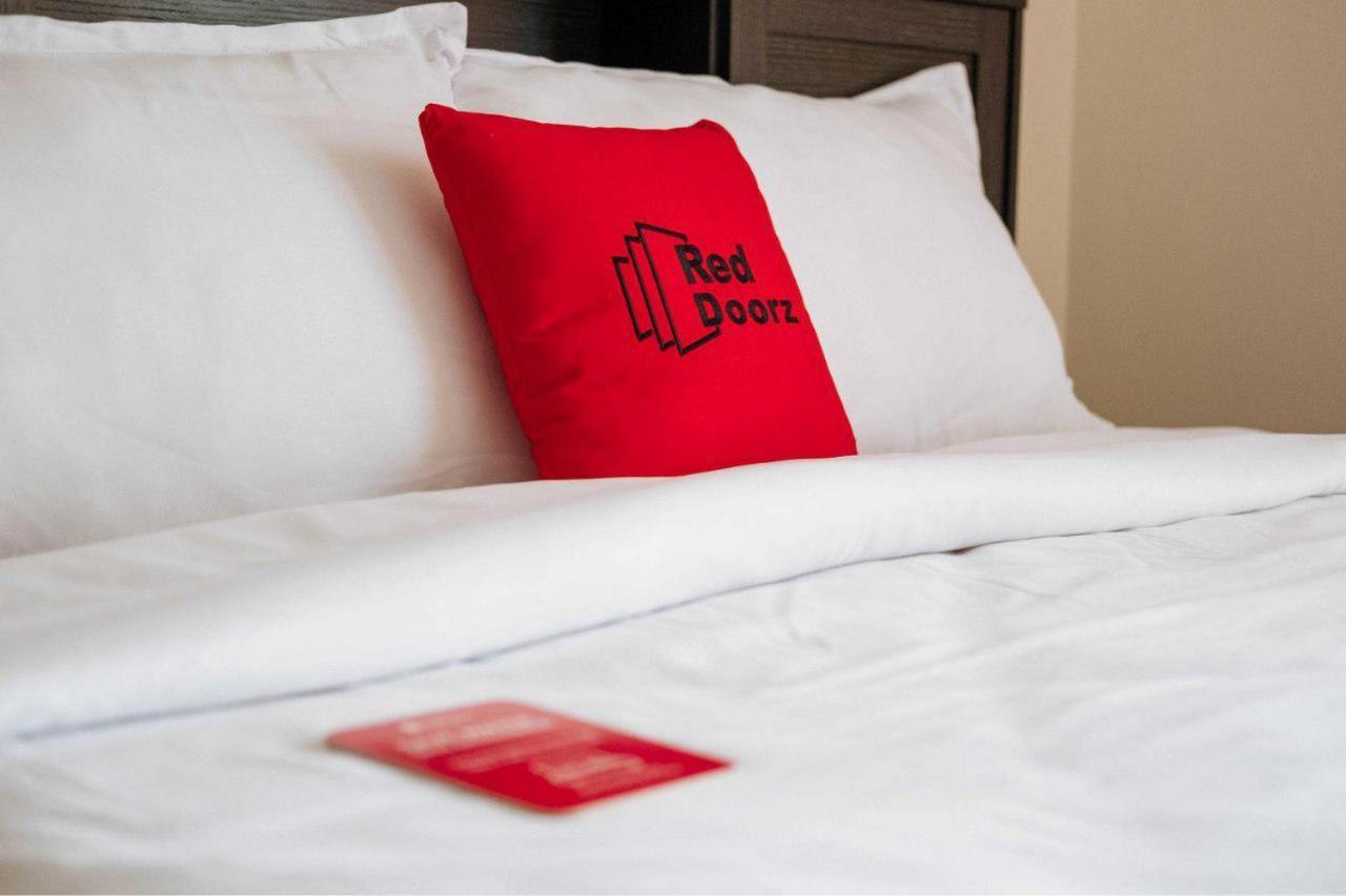 Reddoorz Cbd Polonia Medan